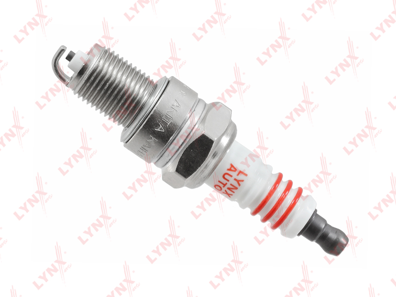 Свеча зажигания 5FCYR11 (Nickel) LYNX SP166